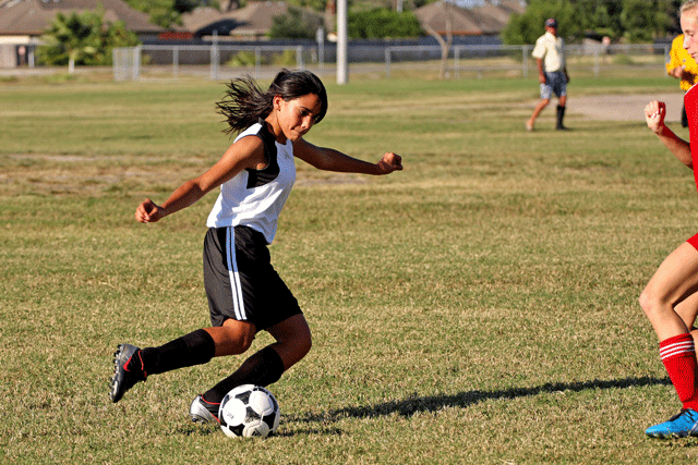 Roxy player going upfield